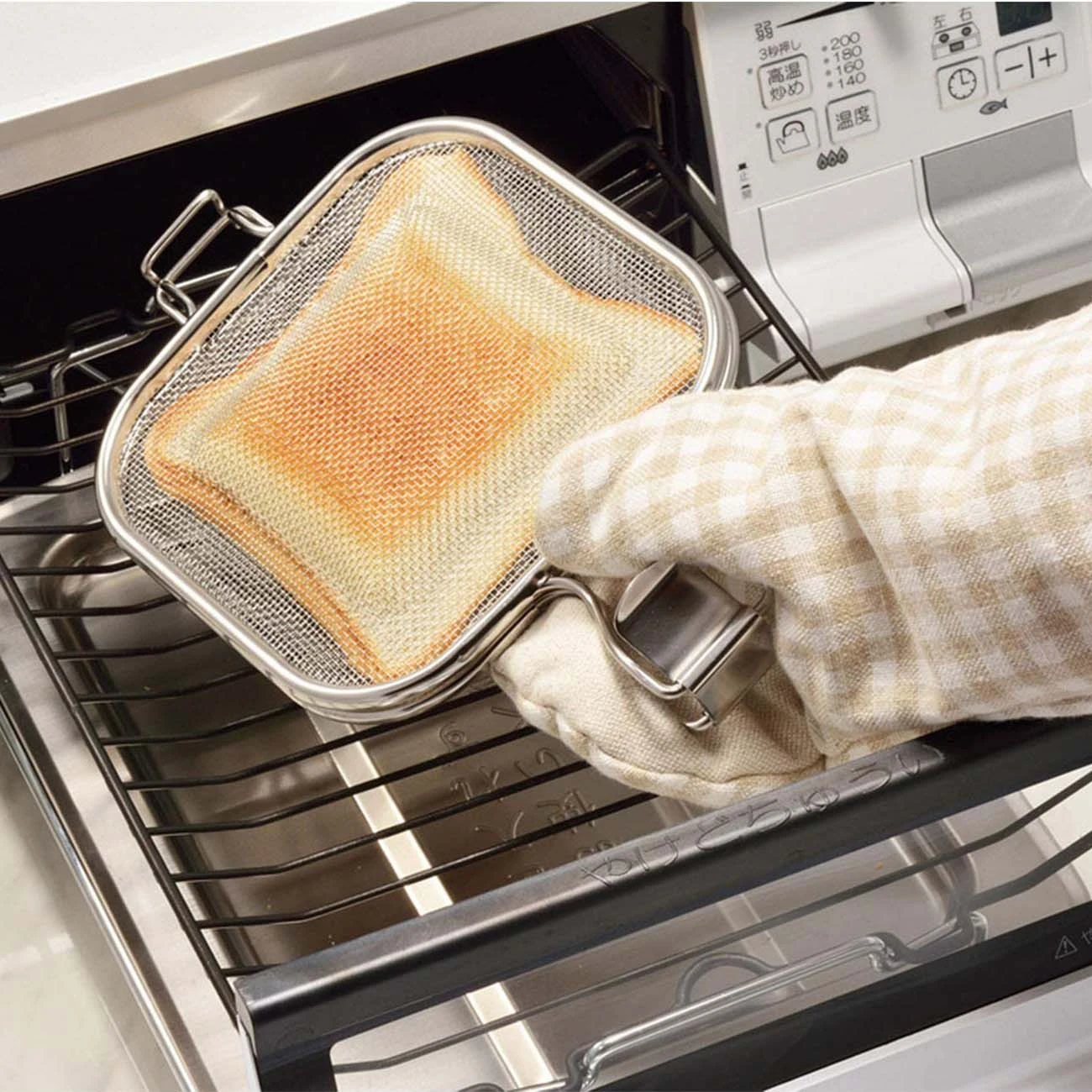 AUX Leye Stainless Steel Grilled Sandwich Maker 4 AUX Leye Stainless Steel Grilled Sandwich Maker - Image 2