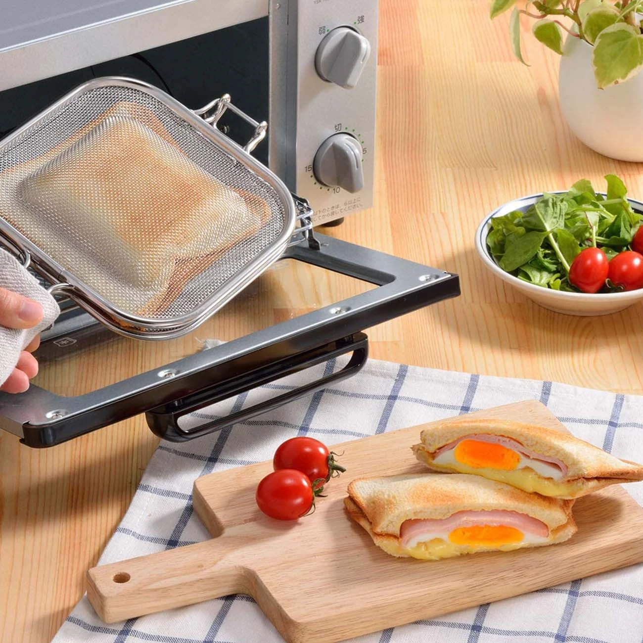 AUX Leye Stainless Steel Grilled Sandwich Maker 9 AUX Leye Stainless Steel Grilled Sandwich Maker - Image 7