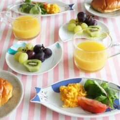 HAREKUTANI Porcelain Cat Plate -Kitchen Utensils Store HAREKUTANIPorcelainCatPlate 1 e268e89d 95e8 4b63 bcf8 a930ca4b5c00