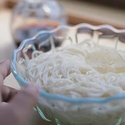 Hirota Glass Yukinohana Soda-Lime Glass Blue Shallow Bowl -Kitchen Utensils Store HirotaGlassYukinohanaSoda LimeGlassBlueShallowBowl 4