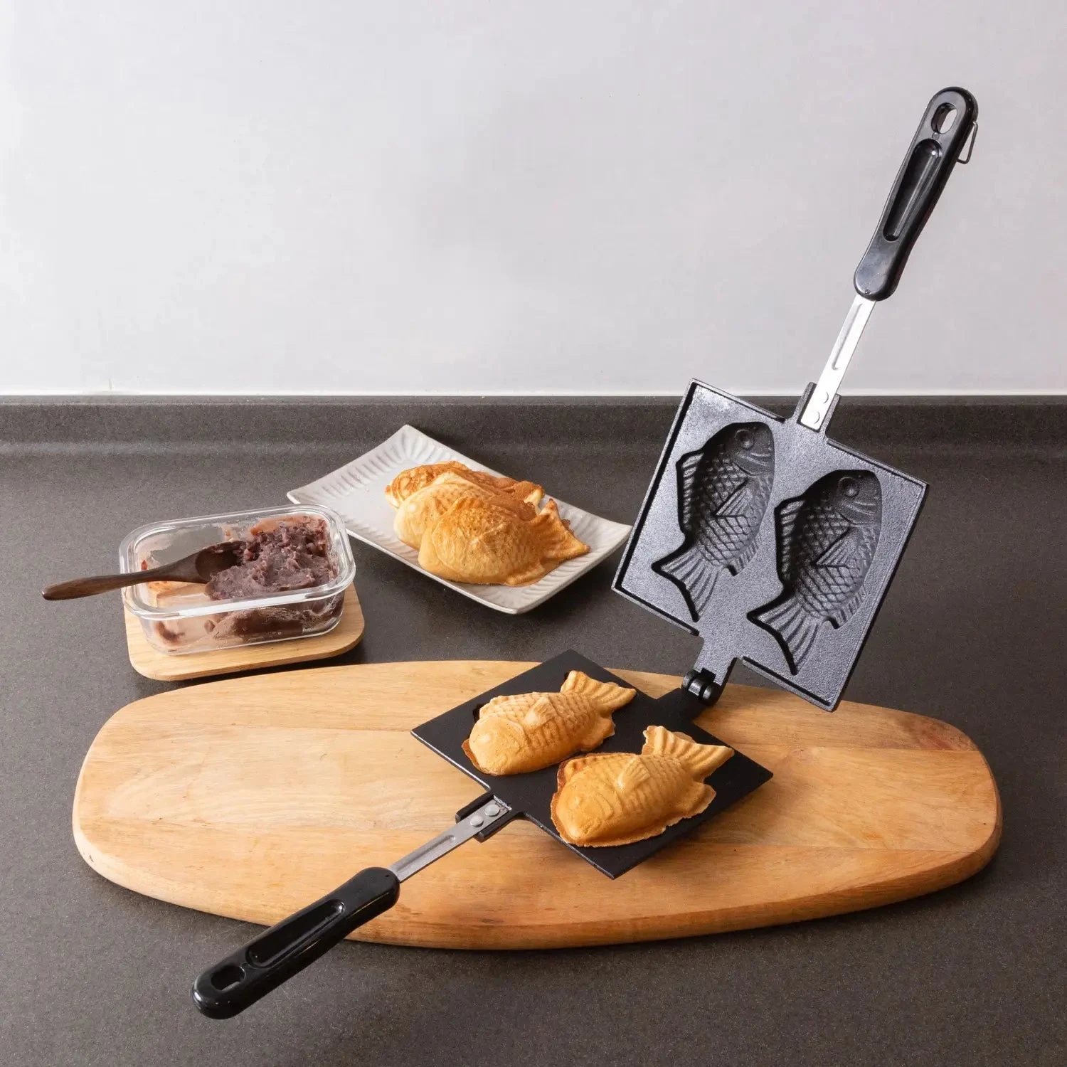 Iwachu Nambu Cast Iron Taiyaki Fish-Shaped Waffle Iron 10 Iwachu Nambu Cast Iron Taiyaki Fish-Shaped Waffle Iron - Image 8