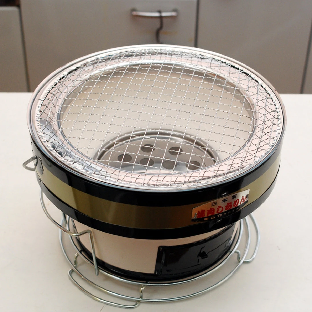 Kinka Charcoal Shichirin Grill With Stand 5 Kinka Charcoal Shichirin Grill With Stand - Image 3