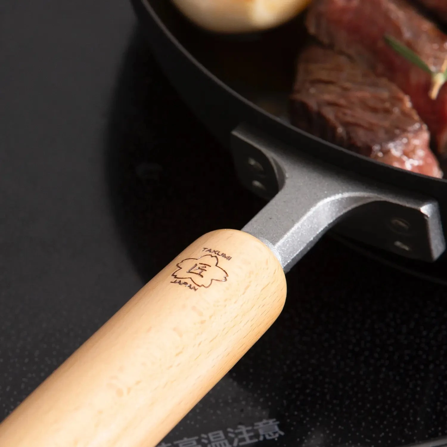 TAKUMI JAPAN Magma Plate Iron Frying Pan 7 TAKUMI JAPAN Magma Plate Iron Frying Pan - Image 5