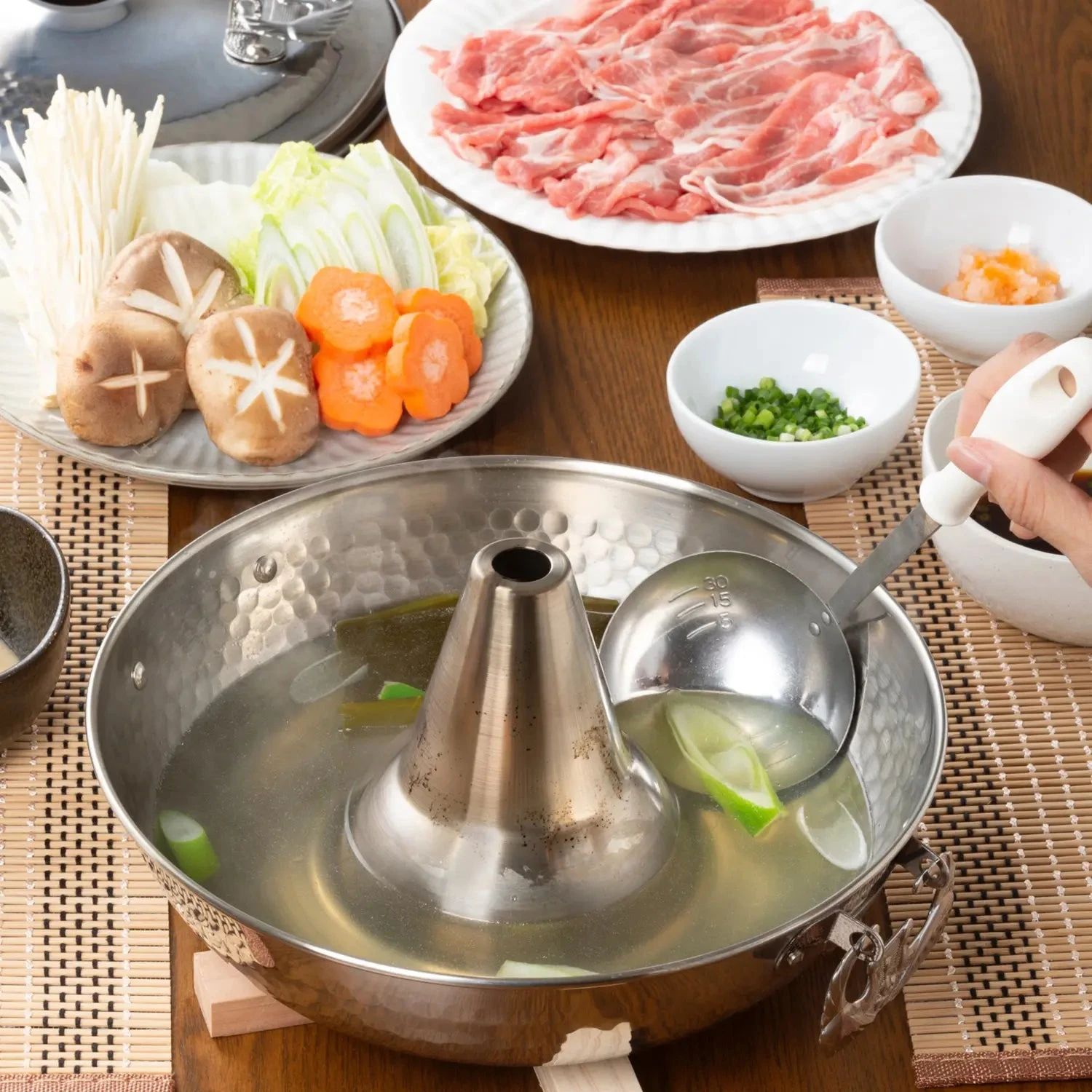 Takekoshi Stainless Steel Shabu Shabu Hot Pot Kiko 6 Takekoshi Stainless Steel Shabu Shabu Hot Pot Kiko - Image 4