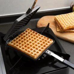 Tamaki Die-Cast Aluminum Waffle Iron -Kitchen Utensils Store TamakiDie CastAluminumWaffleIron 1 1