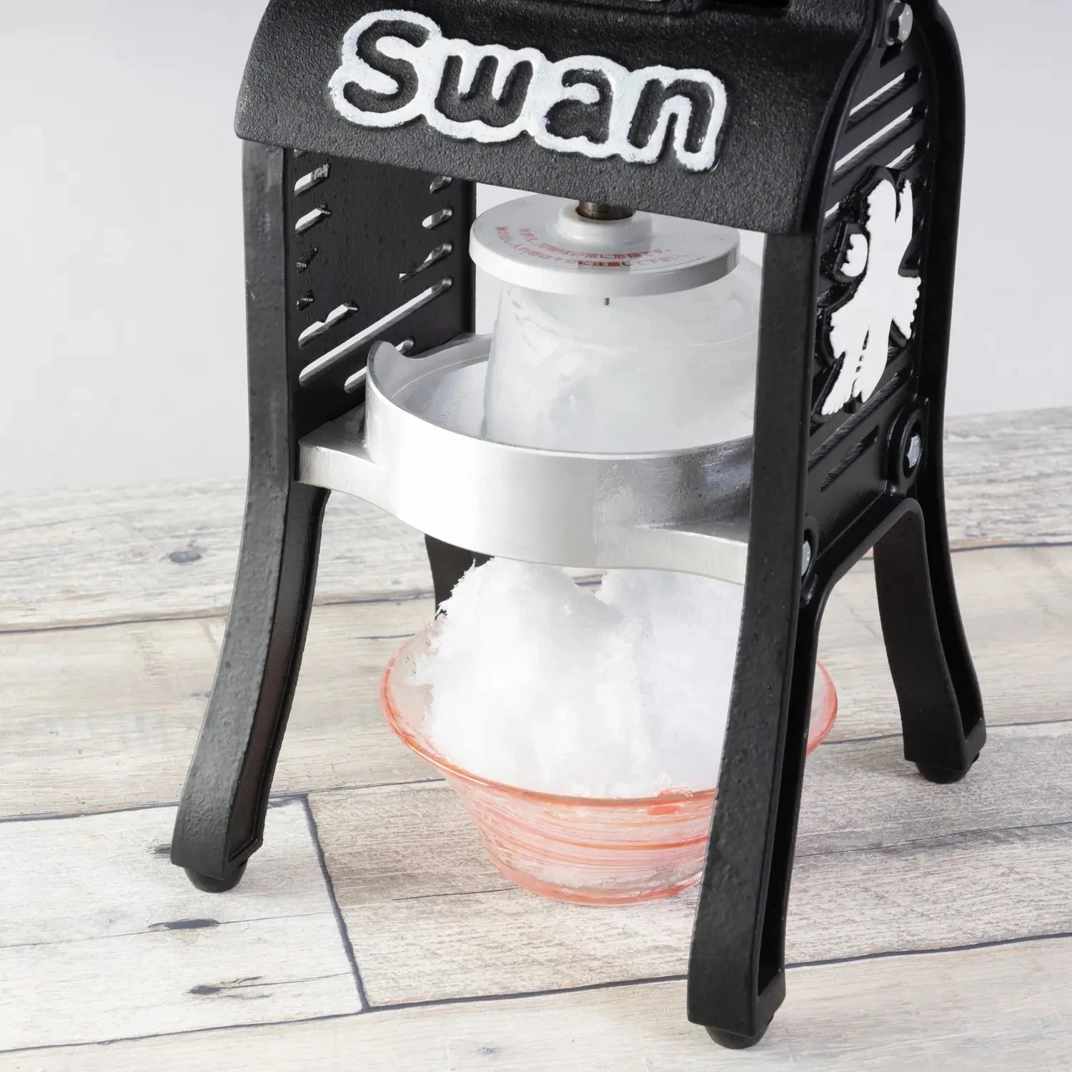Swan Cast Iron Manual Shaved Ice Machine Black 7 Swan Cast Iron Manual Shaved Ice Machine Black - Image 5