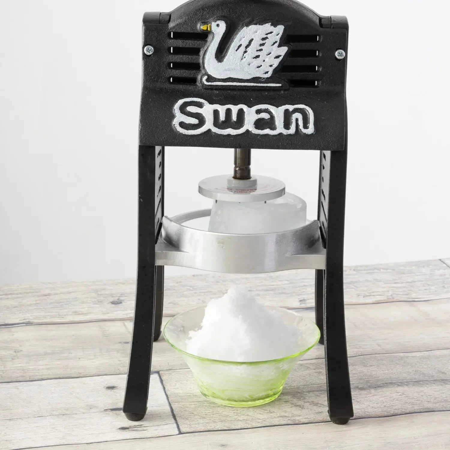 Swan Cast Iron Manual Shaved Ice Machine Black 8 Swan Cast Iron Manual Shaved Ice Machine Black - Image 6