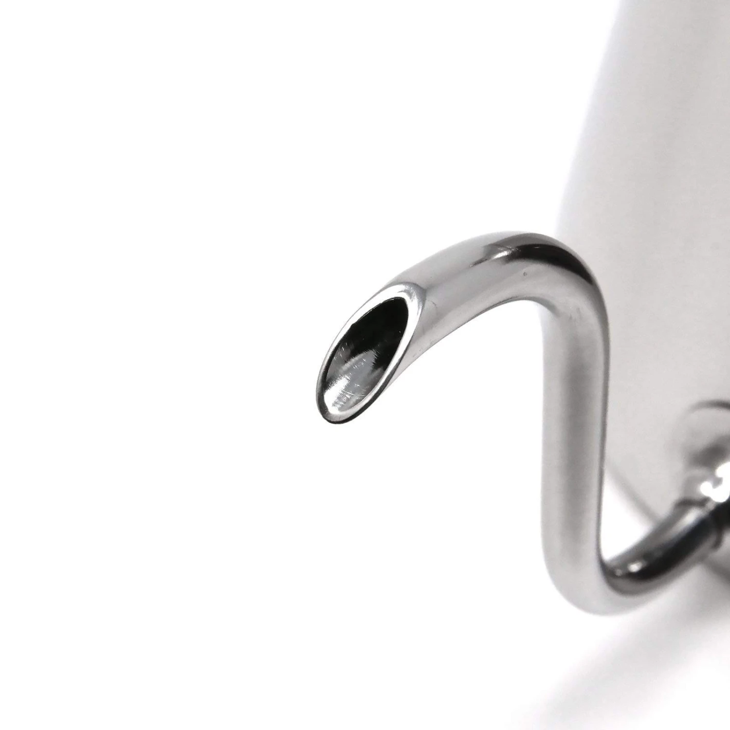 Takahiro Shizuku Pour Over Brewing Induction Kettle 0.9L 4 Takahiro Shizuku Pour Over Brewing Induction Kettle 0.9L - Image 2